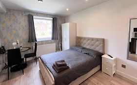 Lovely Studio Apartments On Finchley Road